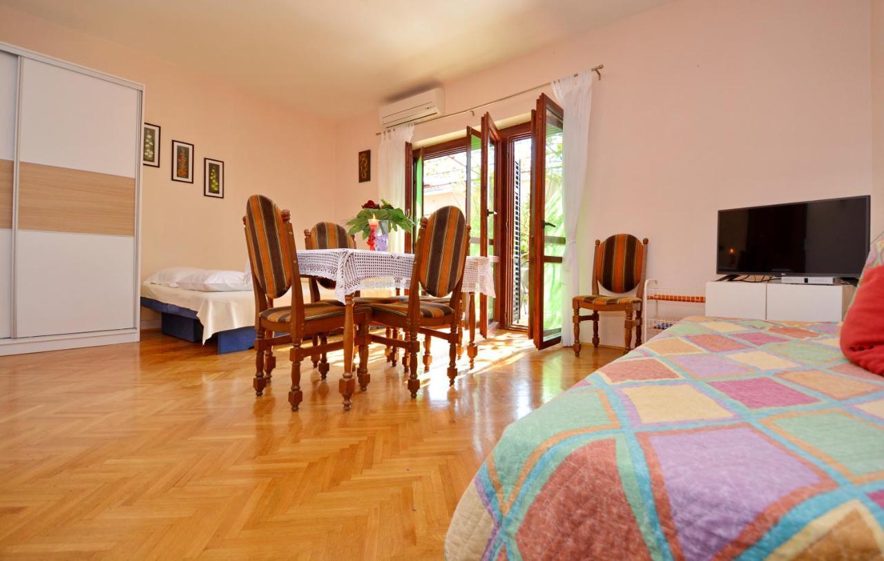 Apartmani Irena Ciovo 特罗吉尔 外观 照片